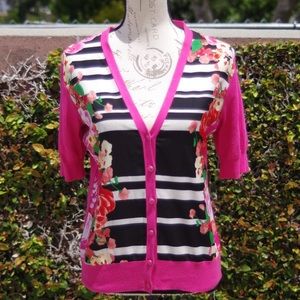 Black White Pink Floral Short Sleeve V Cardigan
